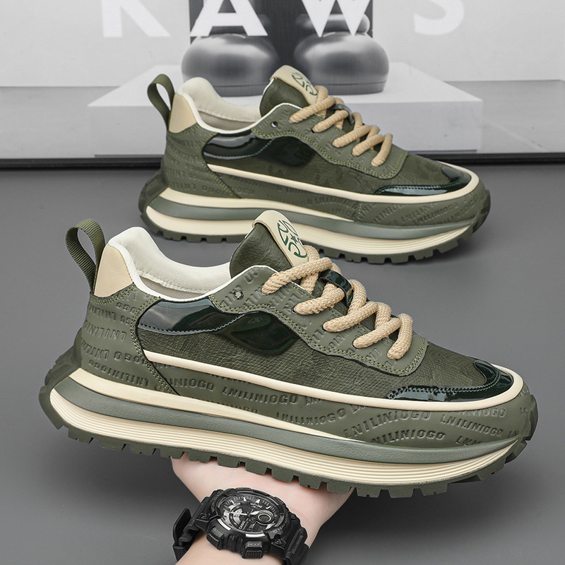 2026 Spring New Men's Shoes Comfortable Leather Surface Height Increase Versatile Fashion Retro Explosive Casual Trendy Shoes