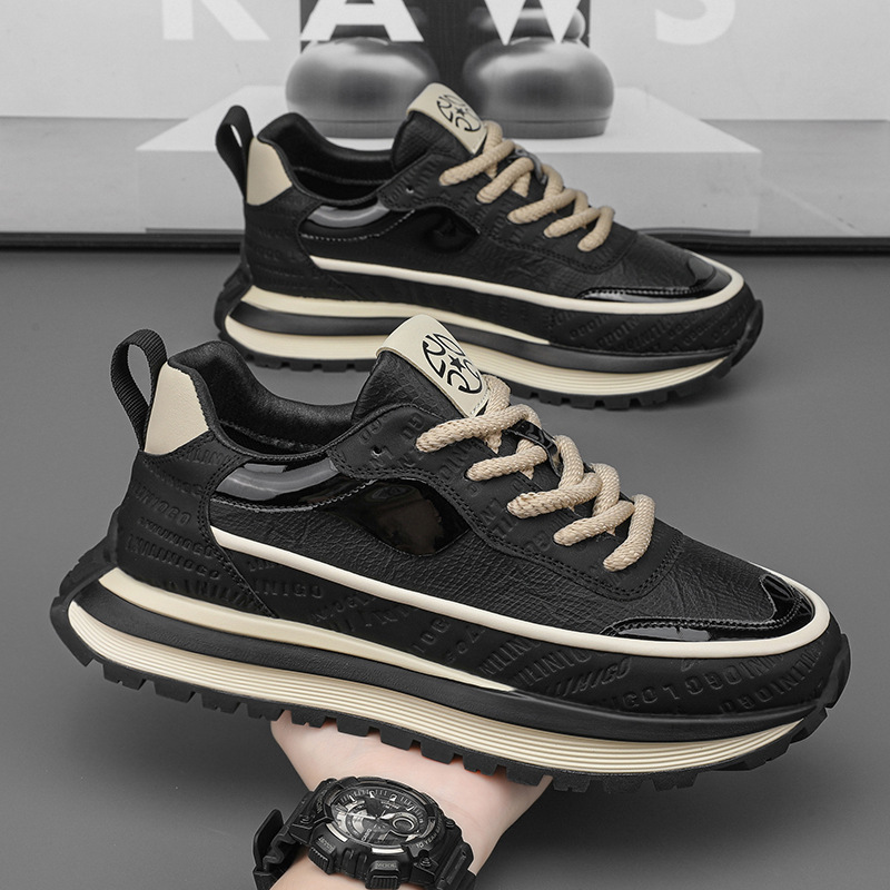 2026 Spring New Men's Shoes Comfortable Leather Surface Height Increase Versatile Fashion Retro Explosive Casual Trendy Shoes