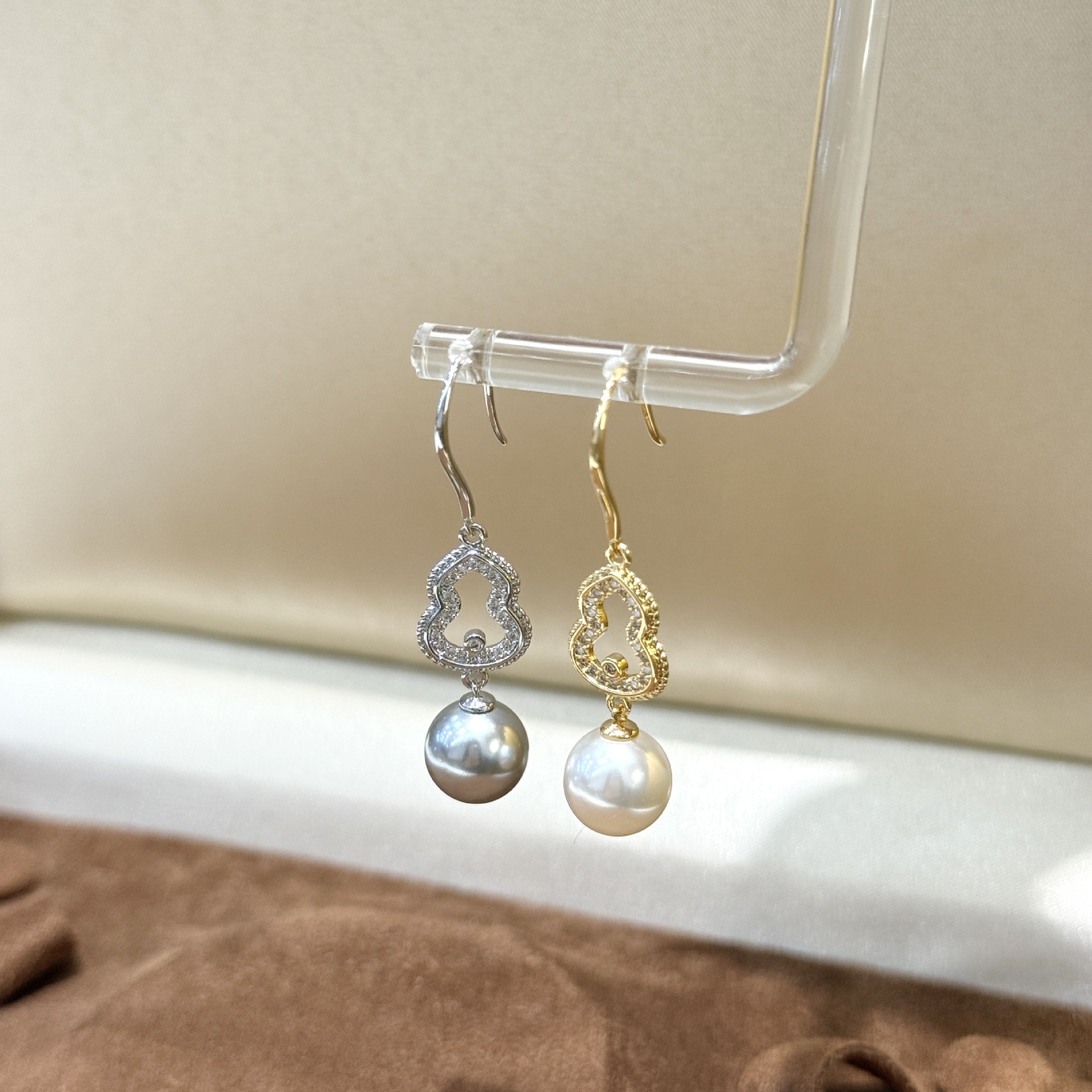 Silver Needle Full Diamond Gourd Pearl Ear Hook Female Personality Temperament Light Luxury Fulu Earrings