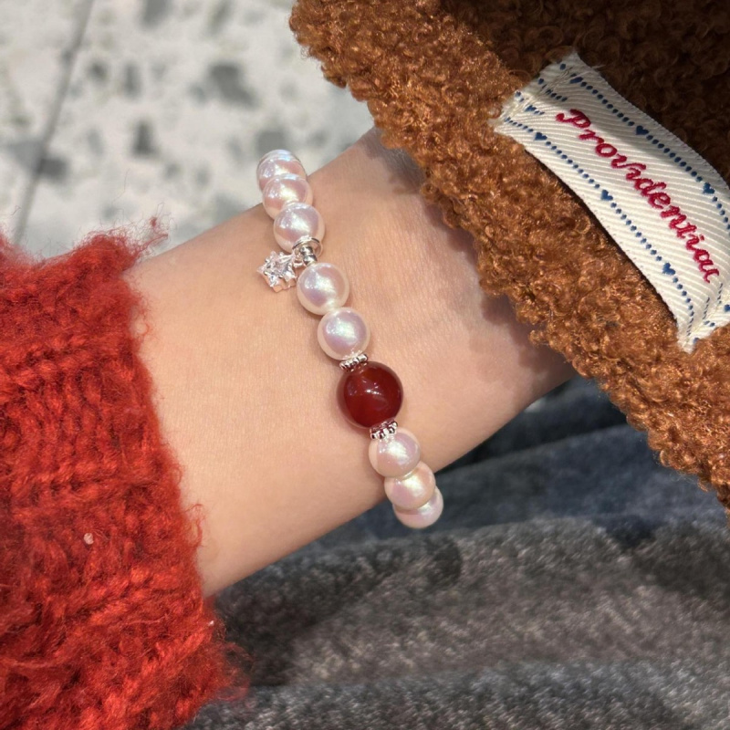 Pearl Splicing Red Agate Sparkling Zirconia Star Bracelet, Women's Premium Mini Bracelet