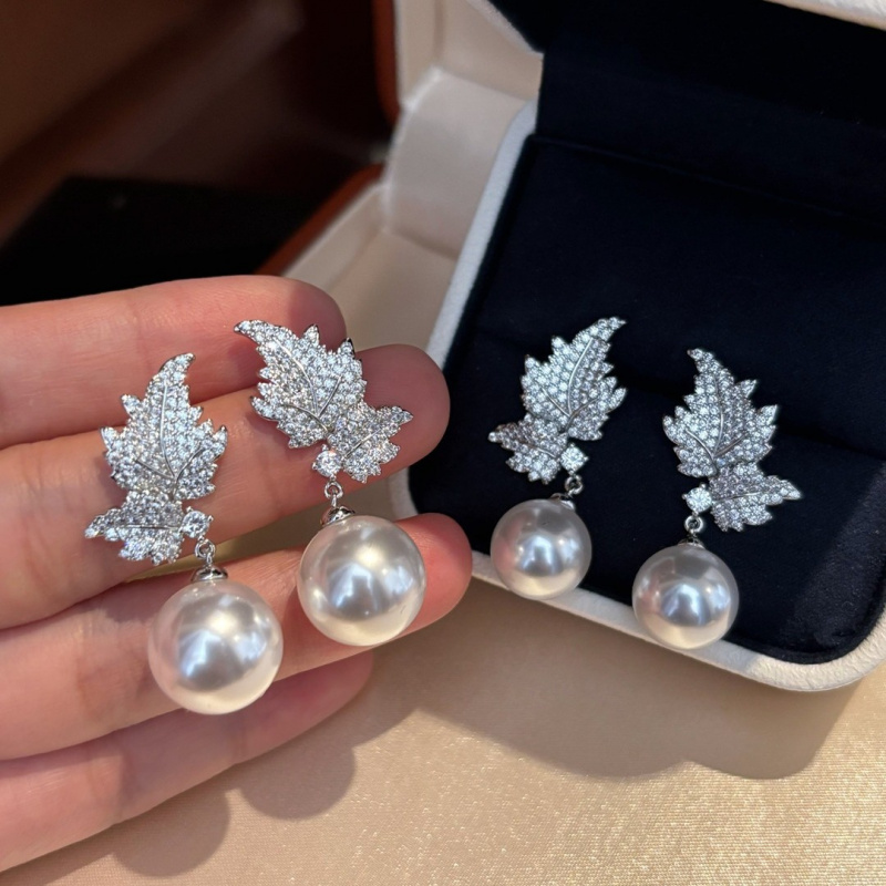 Full Diamond Angel Wing Earrings, Delicate and Luxurious Style Earrings for Women