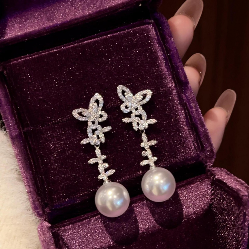 Pearl Full Diamond Phantom Butterfly Tassel Earrings For Women With High-End Design Sense