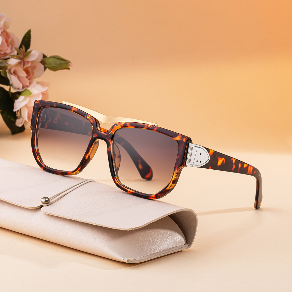 New European and American Fashion Box Sunglasses for Men, Retro, Personalized, Trendy Outdoor Sunscreen Sunglasses