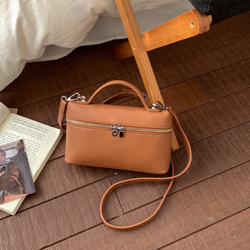 Exquisite Handheld Small Square Bag for Women 2026 Cross border New Style Soft Faced Lychee Pattern Shoulder Cross Shoulder