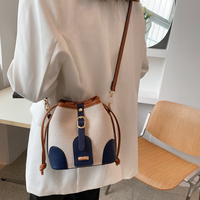 Color Blocked Bucket Bag For Women 2026 New Fashionable Shoulder Bag With Canvas Splicing Crossbody Bag