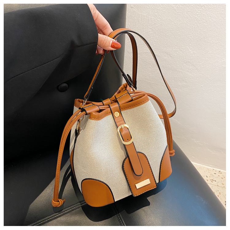 Color Blocked Bucket Bag For Women 2026 New Fashionable Shoulder Bag With Canvas Splicing Crossbody Bag