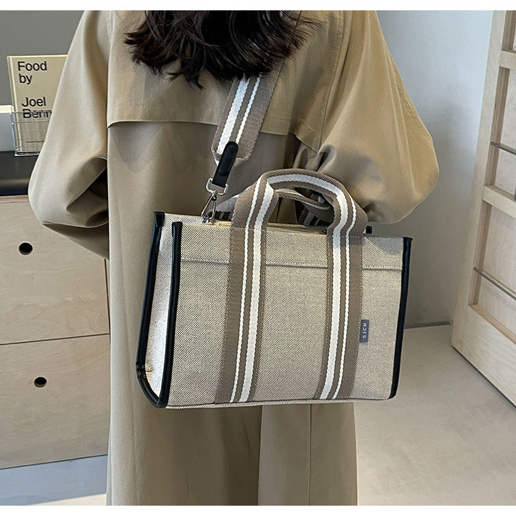2026 Handheld Tote Bag Large Capacity Canvas Color Contrasting Single Shoulder Crossbody Bag Color Contrasting Design