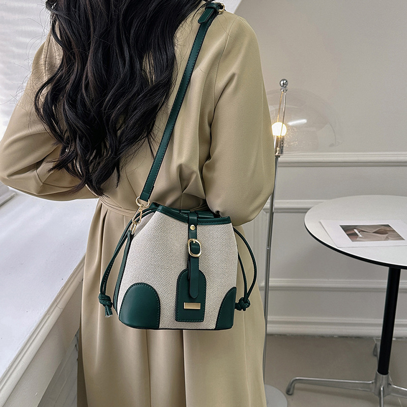 Color Blocked Bucket Bag For Women 2026 New Fashionable Shoulder Bag With Canvas Splicing Crossbody Bag