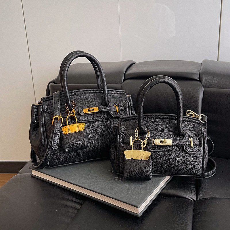 Fashionable Hand-Held Women's Hot Selling New High-End Texture Lychee Pattern Shoulder Crossbody Bag