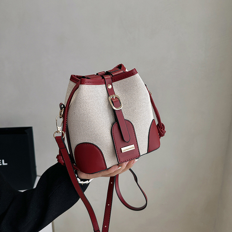 Color Blocked Bucket Bag For Women 2026 New Fashionable Shoulder Bag With Canvas Splicing Crossbody Bag