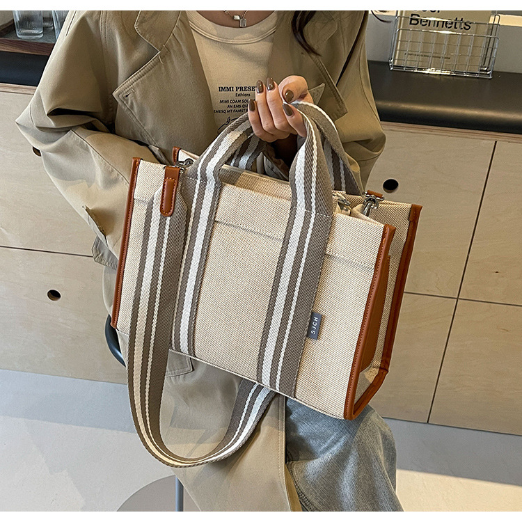 2026 Handheld Tote Bag Large Capacity Canvas Color Contrasting Single Shoulder Crossbody Bag Color Contrasting Design