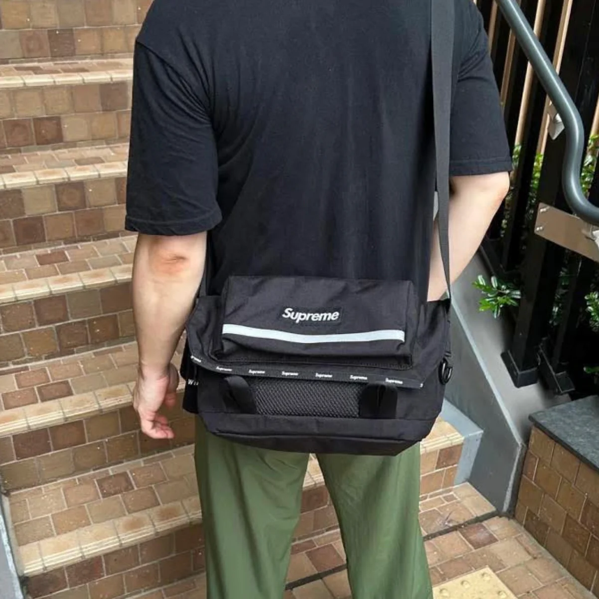 Supreme Reflective Messenger Bag Black