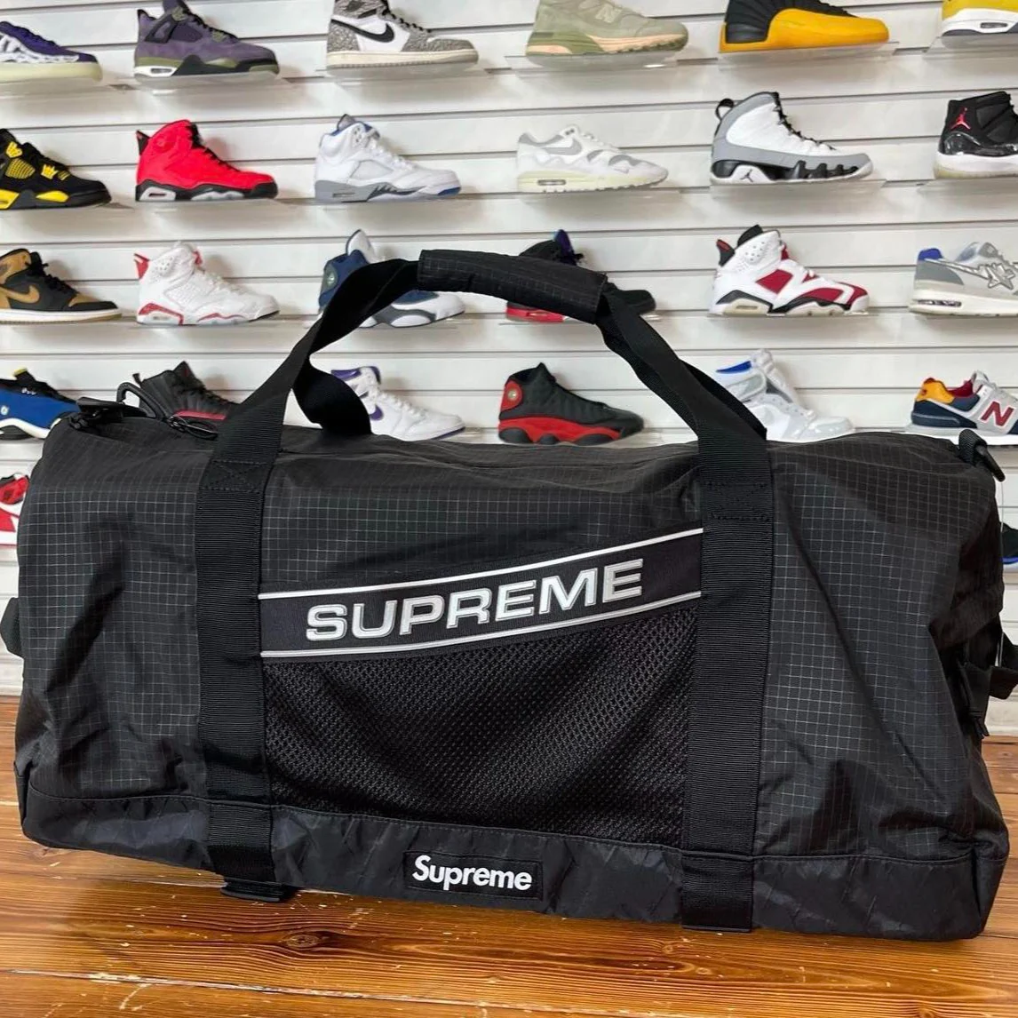 Supreme Reflective Logo Duffle Bag Black 42L